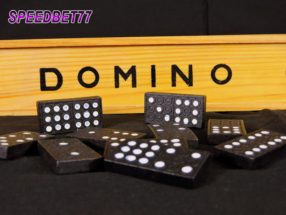 Domino